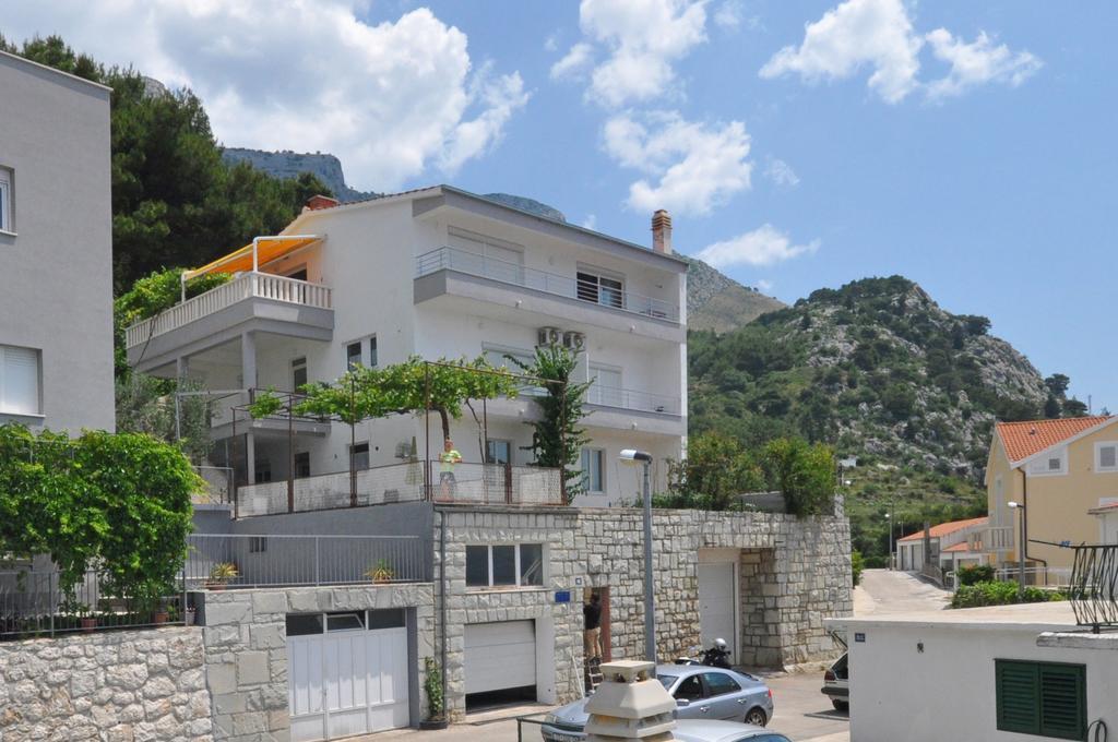 Apartments Zorka Leko オミシュ エクステリア 写真